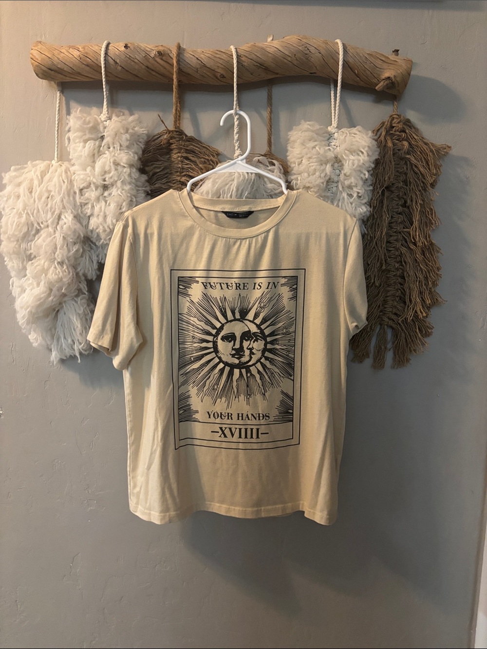 Graphic Sun Motif Short-Sleeve Tee - Beige